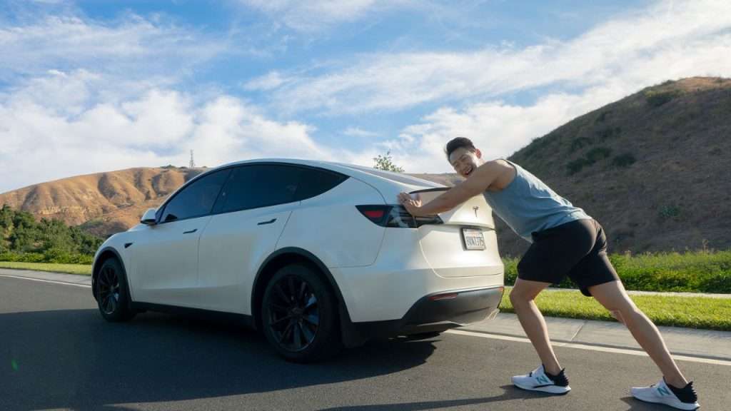 tesla battery 0%